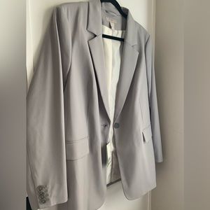 H & M / gray blazer / L
